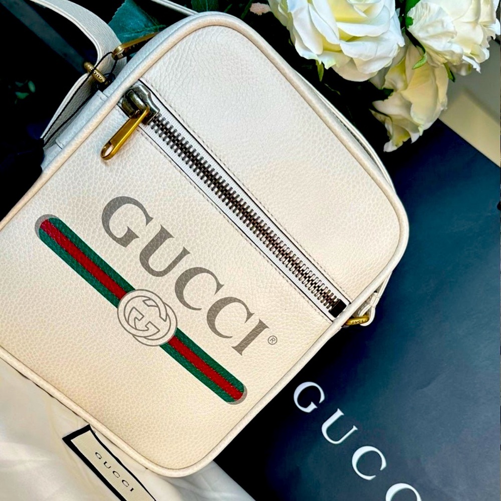 Gucci Messenger bag